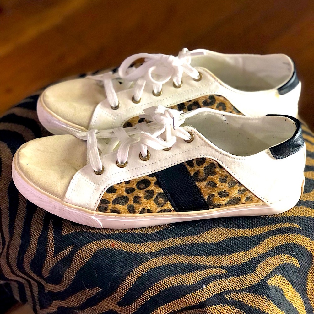 Marley Lilly Women’s size 10 canvas shoe